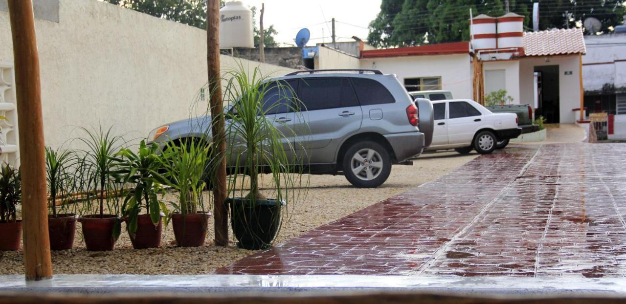 Hotel Las Mestizas Valladolid  Zewnętrze zdjęcie